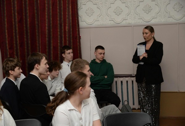 Культурно-образовательный час «И все же я поэт...»