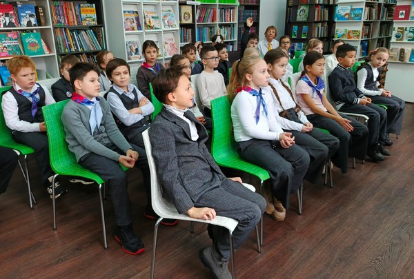 Знакомство с профессиями в детской библиотеке