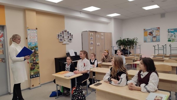 Беседа «Свет и тени А. Поелуева»