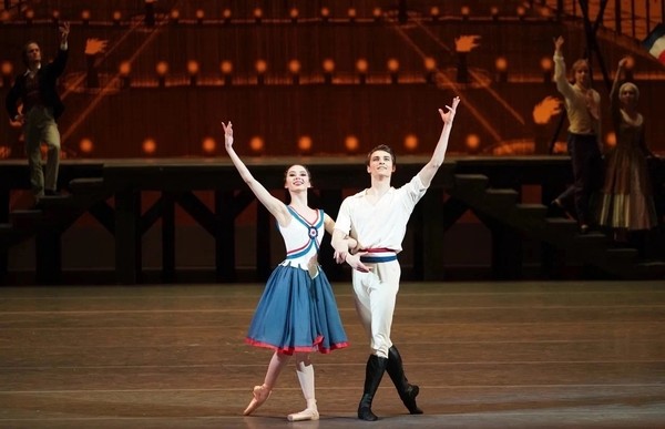 Пламя Парижа