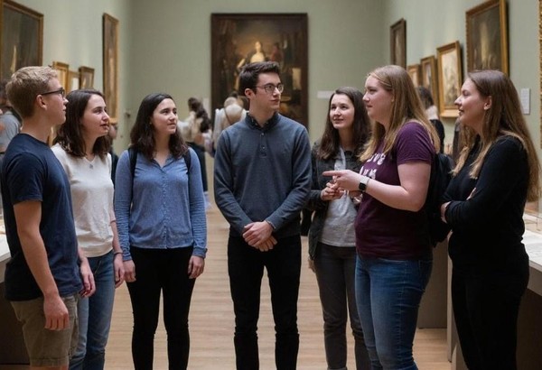 Экскурсия «Узнайте больше о себе и окружающих»