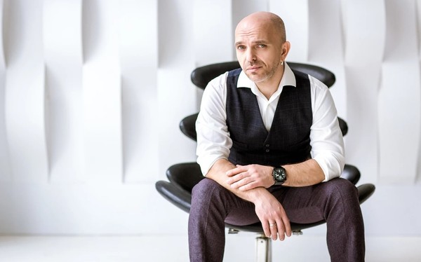 Александр Шоуа и оркестр Сергея Долженкова