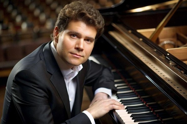 Мастер-класс «Играем на фортепиано: для тех, кто всегда мечтал»