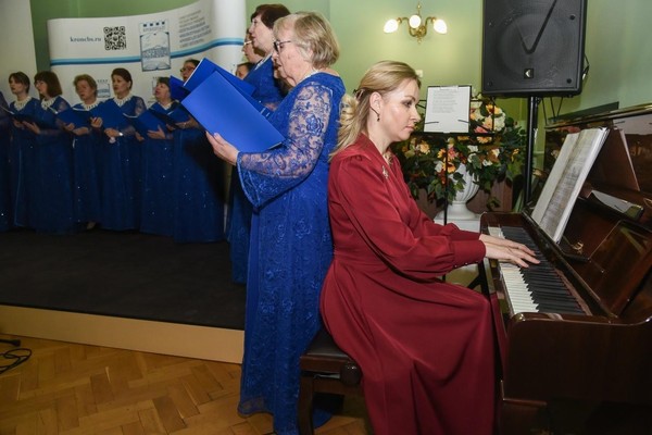 «Его душа в заветной лире…»