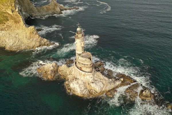 Экскурсия по выставке работ фотографов ассоциации «Евразия»