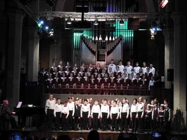 Отчетный концерт ДМШ им. Глинки М.И., посвящённый 80-летию образования КО