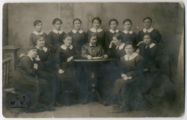 Интерактивная программа «История Международного женского дня»