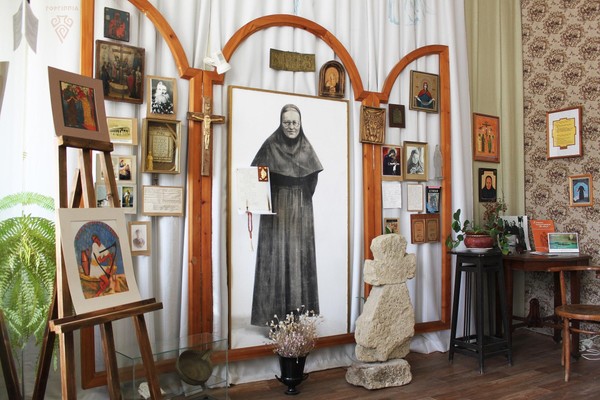 Выставка «Возвращение на родину»