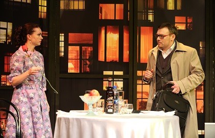 Пришёл мужчина к женщине