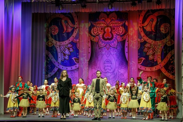 Концерт хореографических ансамблей «Колокольчик» и «Владимирец»