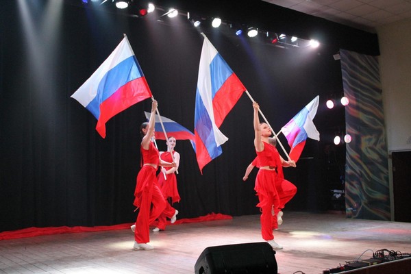 Концертная программа «12 лет в родной гавани»