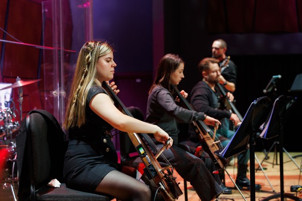 Легендарные хиты русского рока на виолончелях. Magic Cellos Band