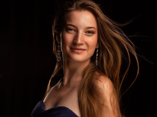 Концерт «Занавес поднят»