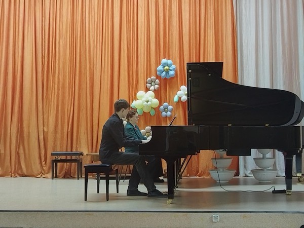 Городской фестиваль «Волшебные клавиши»