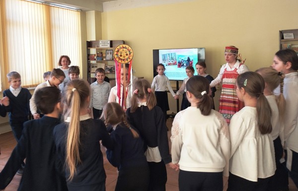 Фольклорный праздник «Жаворонки весну кличут»