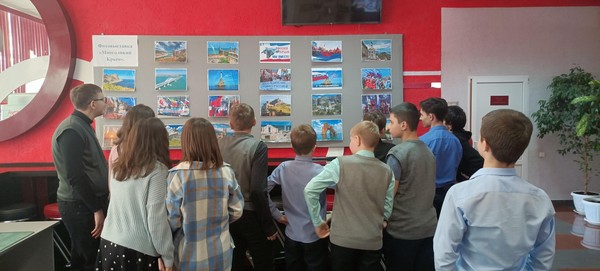 Открытие фотовыставки «Вместе! Крым и Россия»