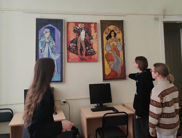 Выставка проектов по театральной композиции