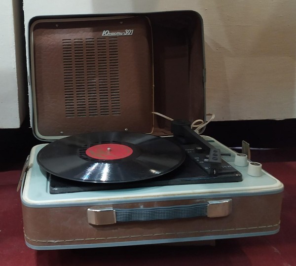 Тематическая беседа «Электрофон Юность-301»