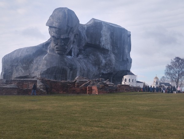 Из Минска — в Брест и Брестскую крепость с личным водителем и гидом