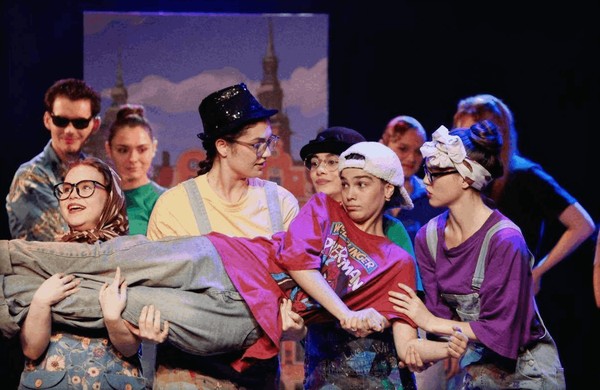 Спектакль «Карлсон, который живет на крыше»