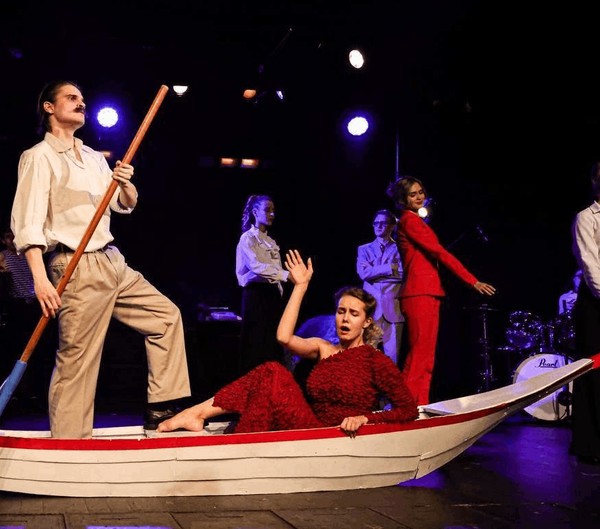 Спектакль «Зеленые тетради»