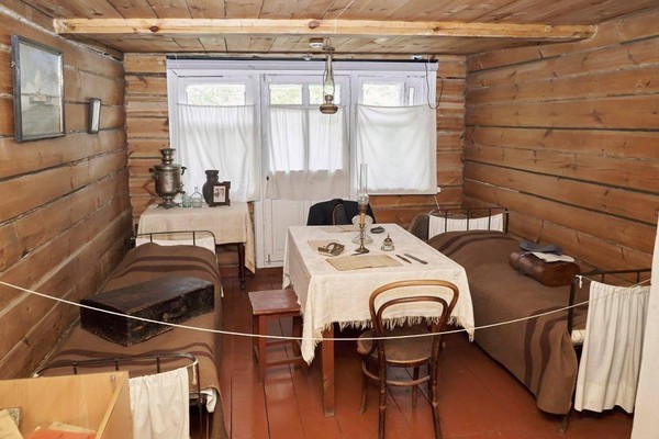 Обзорная экскурсия по музею «Конспиративная квартира»