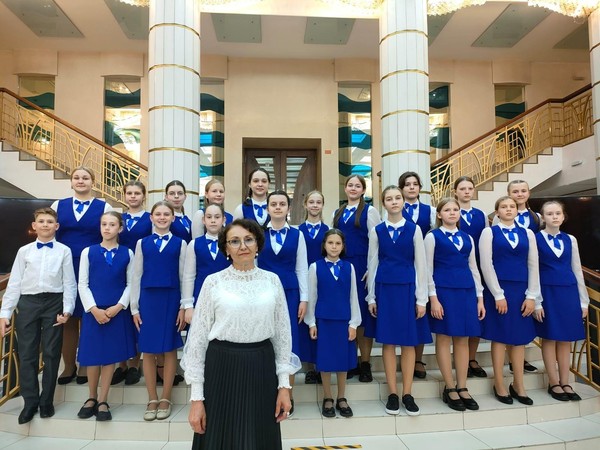 Программа «Мир раскрасим голосами!»