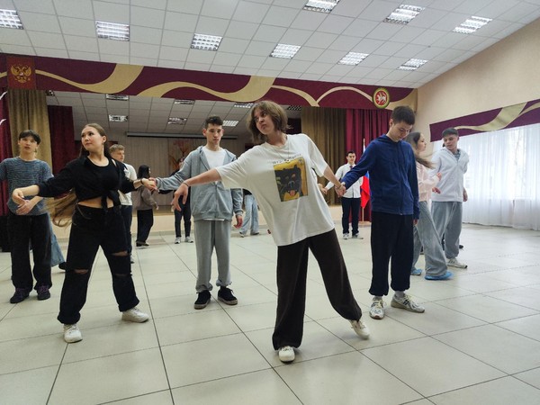 Мастер-класс «Школьный вальс»