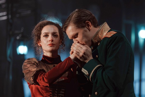 Спектакль «Анна Каренина»