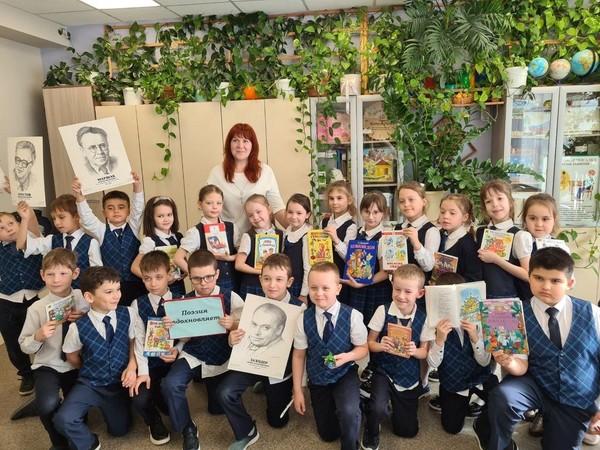 Поэтическая переменка «Живут в моём сердце стихи»