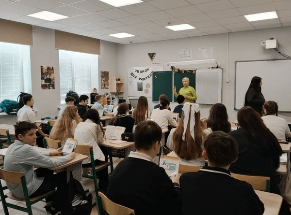 Час поэзии «Литературный экспресс: остановка – поэзия»