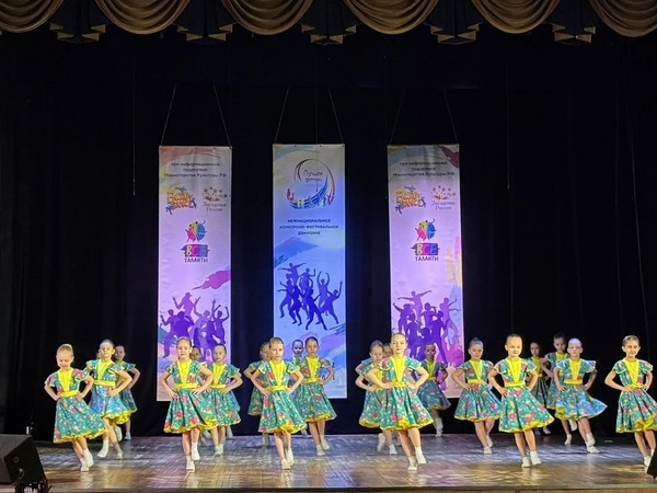 Отчётный концерт вокально-хорового отделения МУ ДО «Ногинская детская школа искусств»