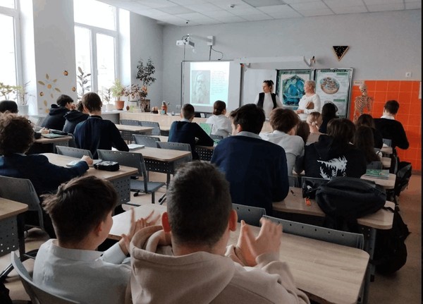 Познавательный час «Авторинг»