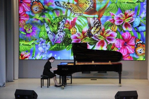 Концерт фортепианной музыки «Весеннее пробуждение»