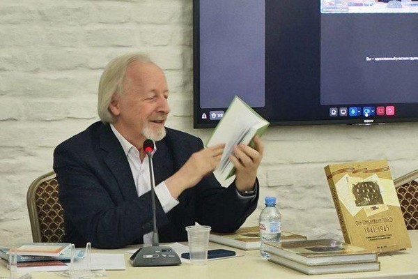 Издательский клуб №79 «Частная жизнь ‒ мгновенья истории»