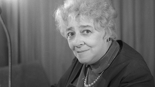 Литературный вечер «Я не одинока. Я наедине с собой»