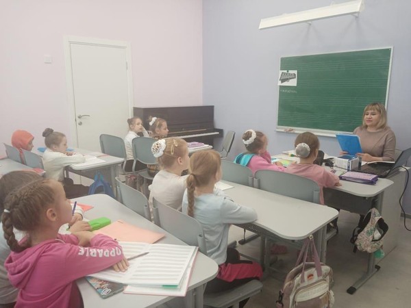 Познавательный час «Мелодия, ставшая хитом через много лет»