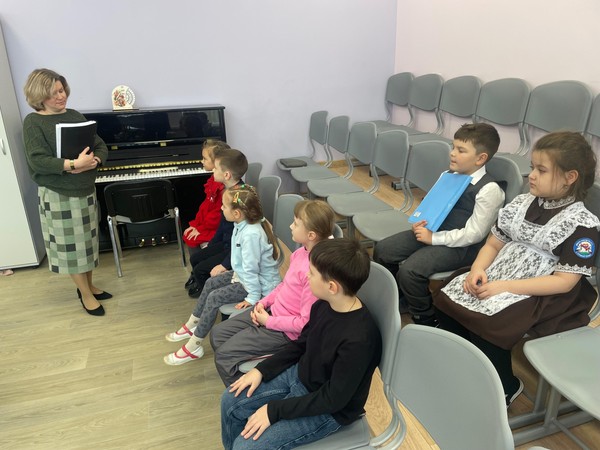 Лекция «Песни дорог войны»