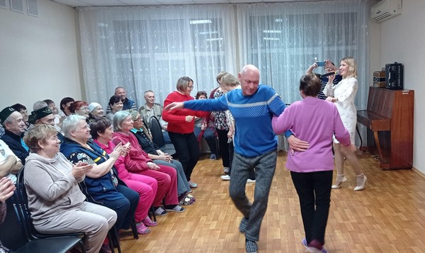 Концертная программа«Дарите музыку всегда»