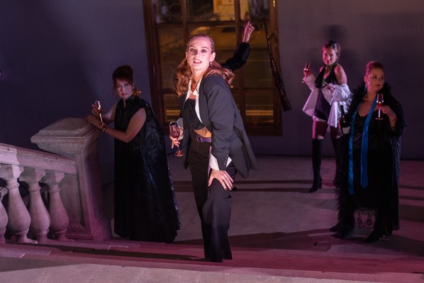 Анна Антосик