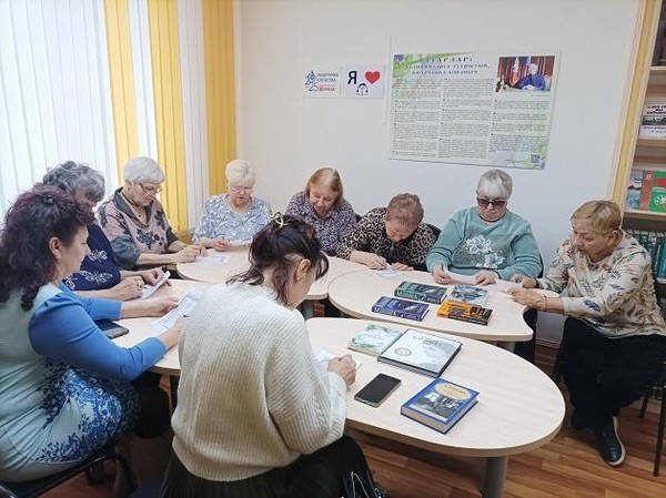 Развлекательная программа «Королевы весны»