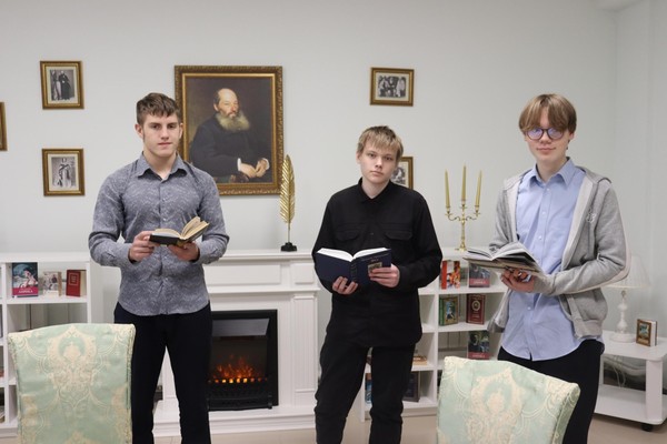 Программа «Люди, которые пишут мир»