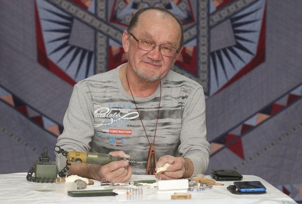 Выставка прикладного искусства «Животный мир России»