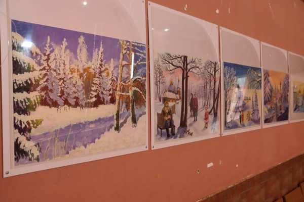 Выставка рисунков «Мамы лучше нет на свете»