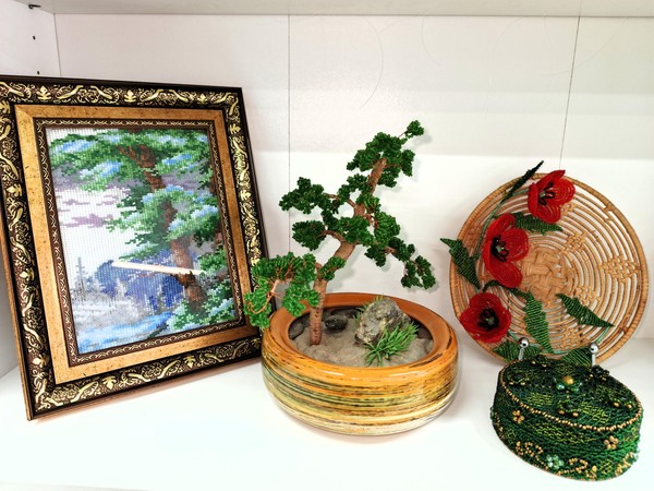 Выставка творческих работ из бисера «Стильные штучки»