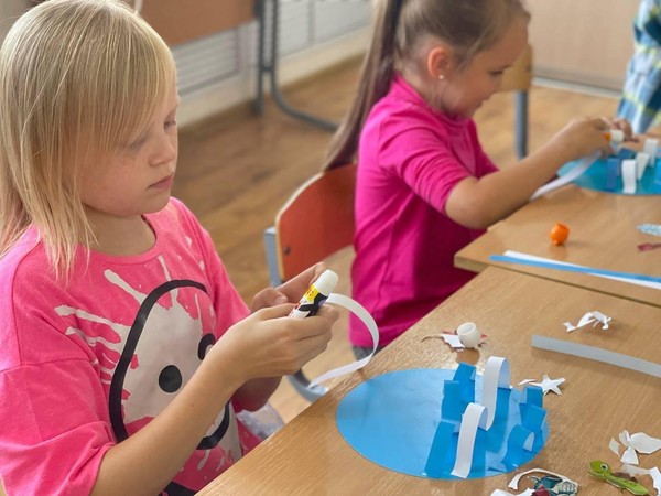 Выставка поделок студии скульптурной лепки «Объем»