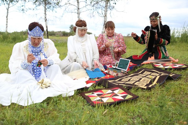 Выставка «Северное наследие: Искусство якутского шитья»