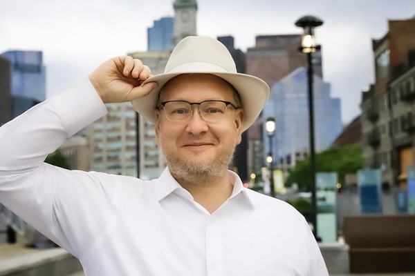 Концерт «Чрезвычайно рад!»