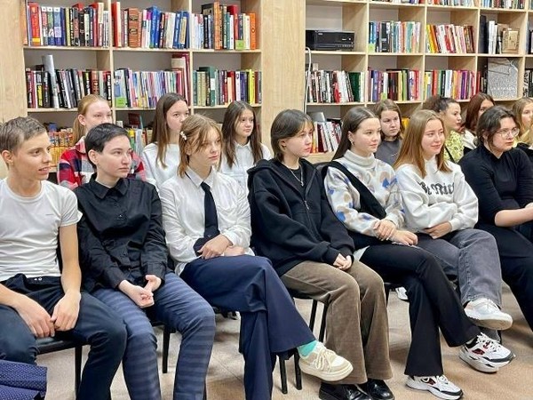 Интерактивный час «Знакомство с медиа» 12+