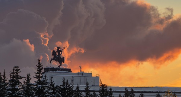 Выставка «Легенды советского кино» к Всемирному дню поэзии